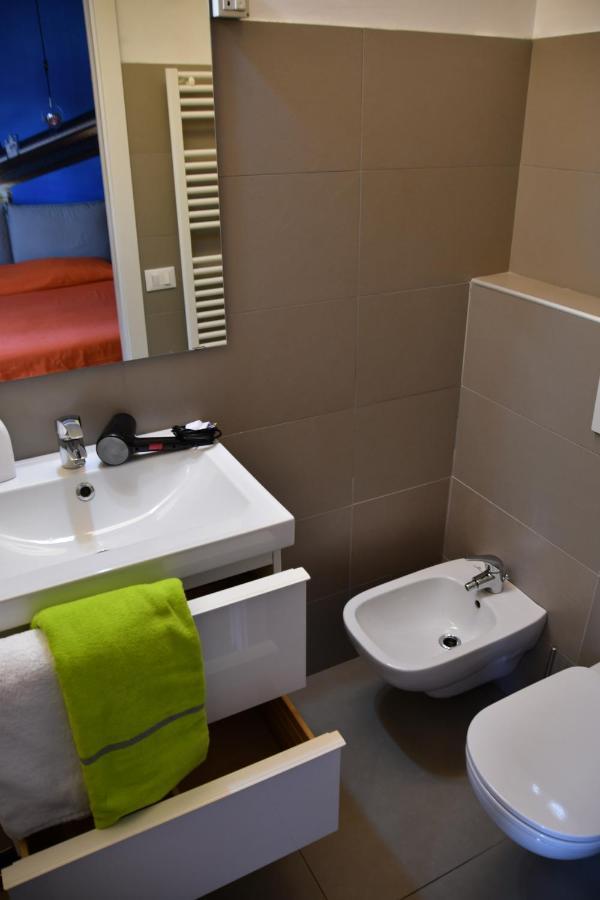 Apartamento Smile Accomodation Winter Time Aosta Exterior foto
